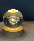 Lámpara de cristal 3D con base de madera - Galaxia